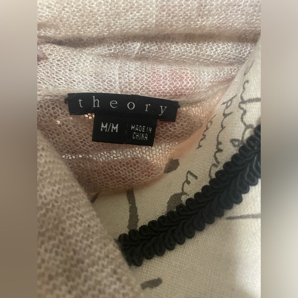 ❤️ Theory Cream Sleeveless Shawl Collar Sweater Vest - Picture 2 of 6